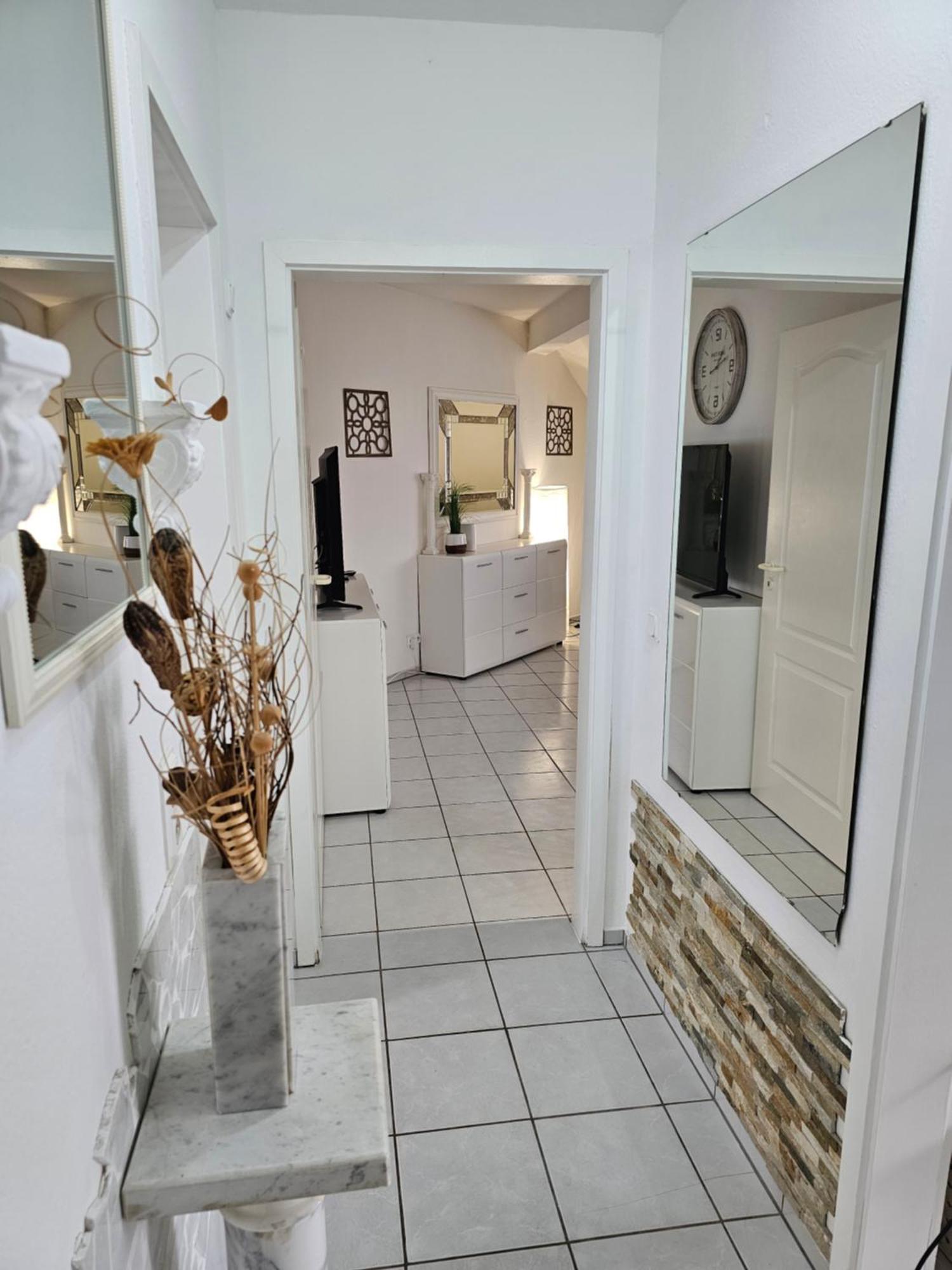 Apartment Schoene Dg Im Zentrum *